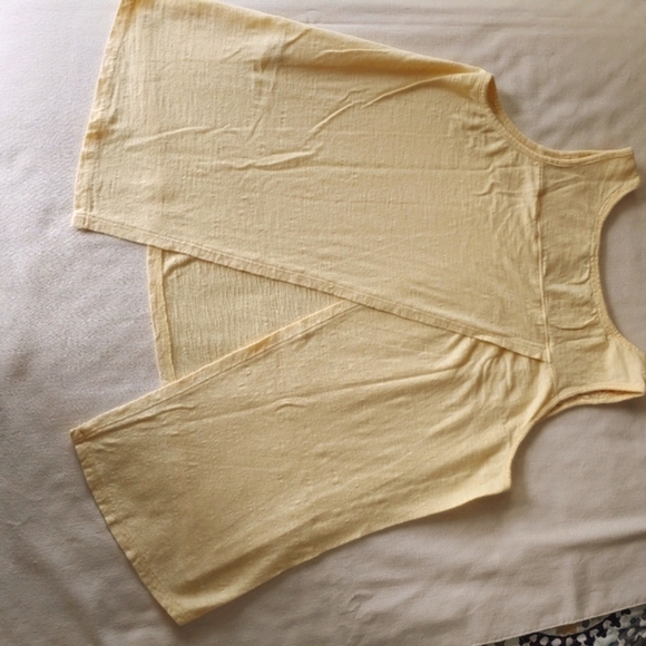 DONATED. Woolrich surplice back tank - Picture 5 of 8